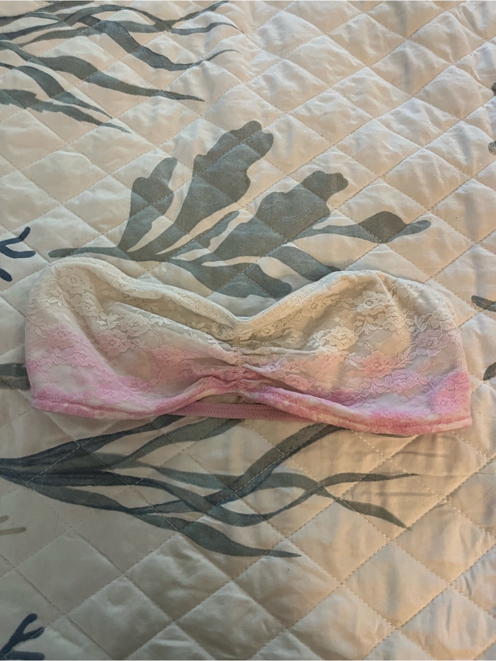 4/$25 PINK Victoria’s Secret Lace Bandeau Ombré Bandeau